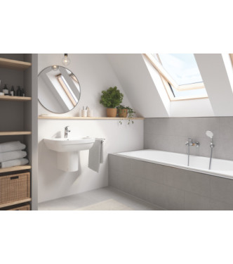 EUROSMART SINGLE-LEVER BATH/SHOWER MIXER WITH CHROME HAND SHOWER SET